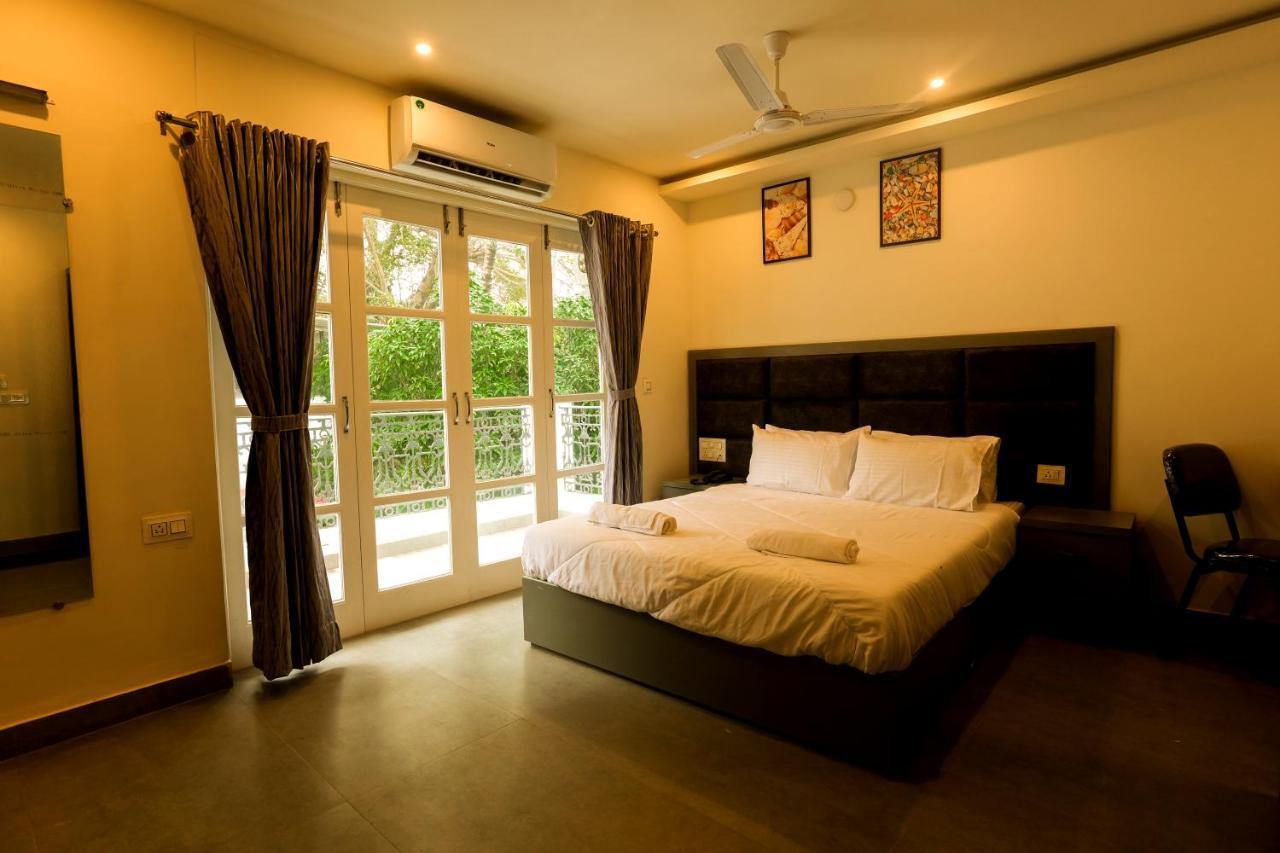 Coastal Pearl Hotel Miramar Panaji Buitenkant foto